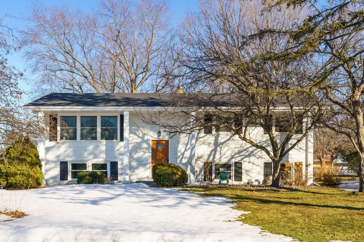 1404 Primrose Curve, Roseville, MN 55113 - #1