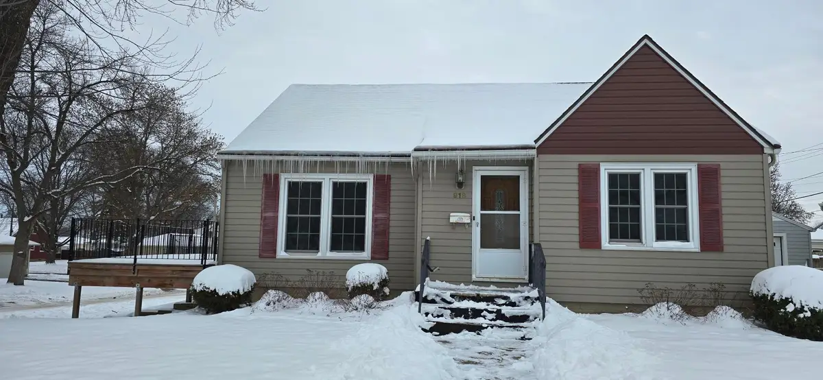 918 Clausen Avenue, Albert Lea, MN 56007 - Image #1