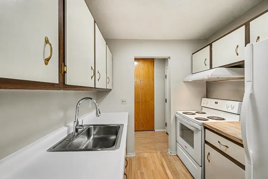 183 Little Canada Road E #302, Little Canada, MN 55117 - Image #3