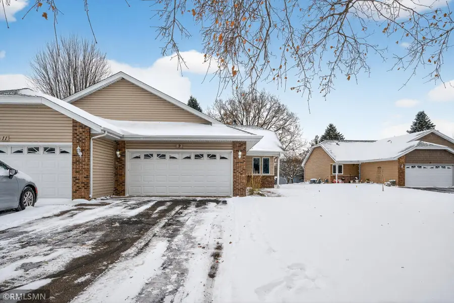 9 Oak Leaf Lane, Circle Pines, MN 55014 - Image #2