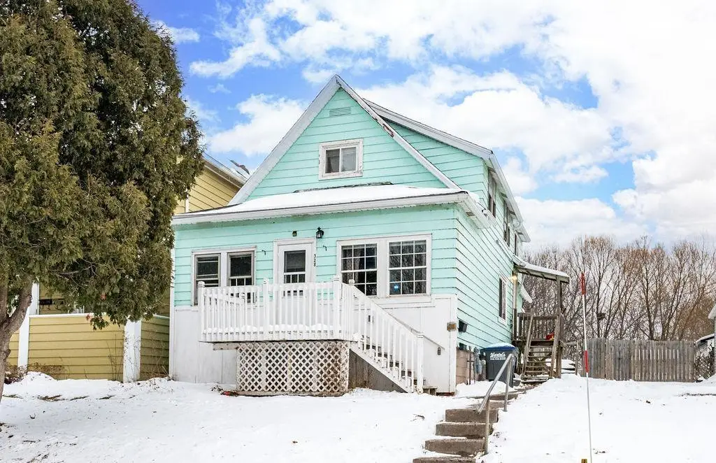 328 S 57th Avenue W, Duluth, MN 55807 - Image #1