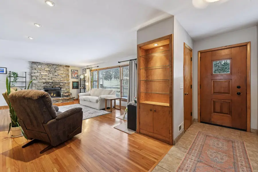 16600 Canterbury Drive, Minnetonka, MN 55345 - Image #2