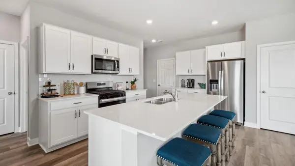 1034 Goldenrod Trail, Waconia, MN 55387