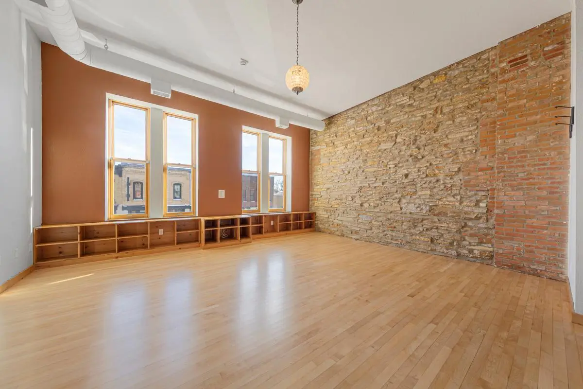 500 Division Street S #7, Northfield, MN 55057 - Image #1