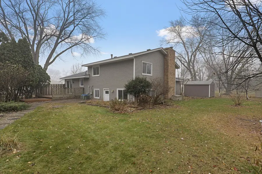 8316 Hampshire Avenue N, Brooklyn Park, MN 55445 - Image #3