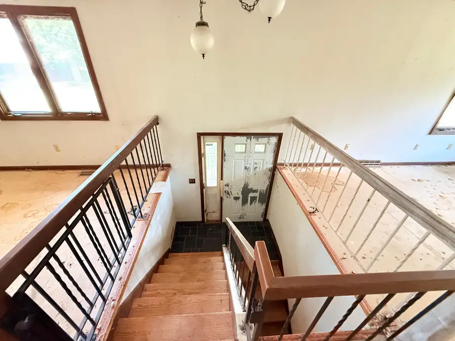 8265 Cypress Lane, Eden Prairie, MN 55347 - Image #2