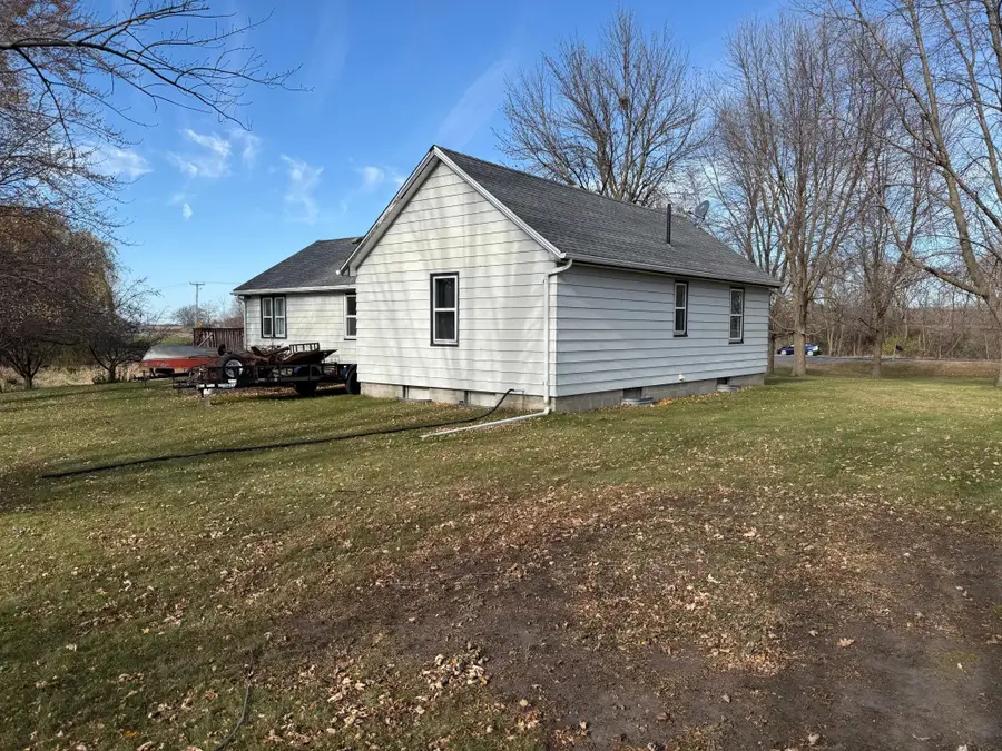 909 Pacific Avenue, Waverly, MN 55390 - Image #2