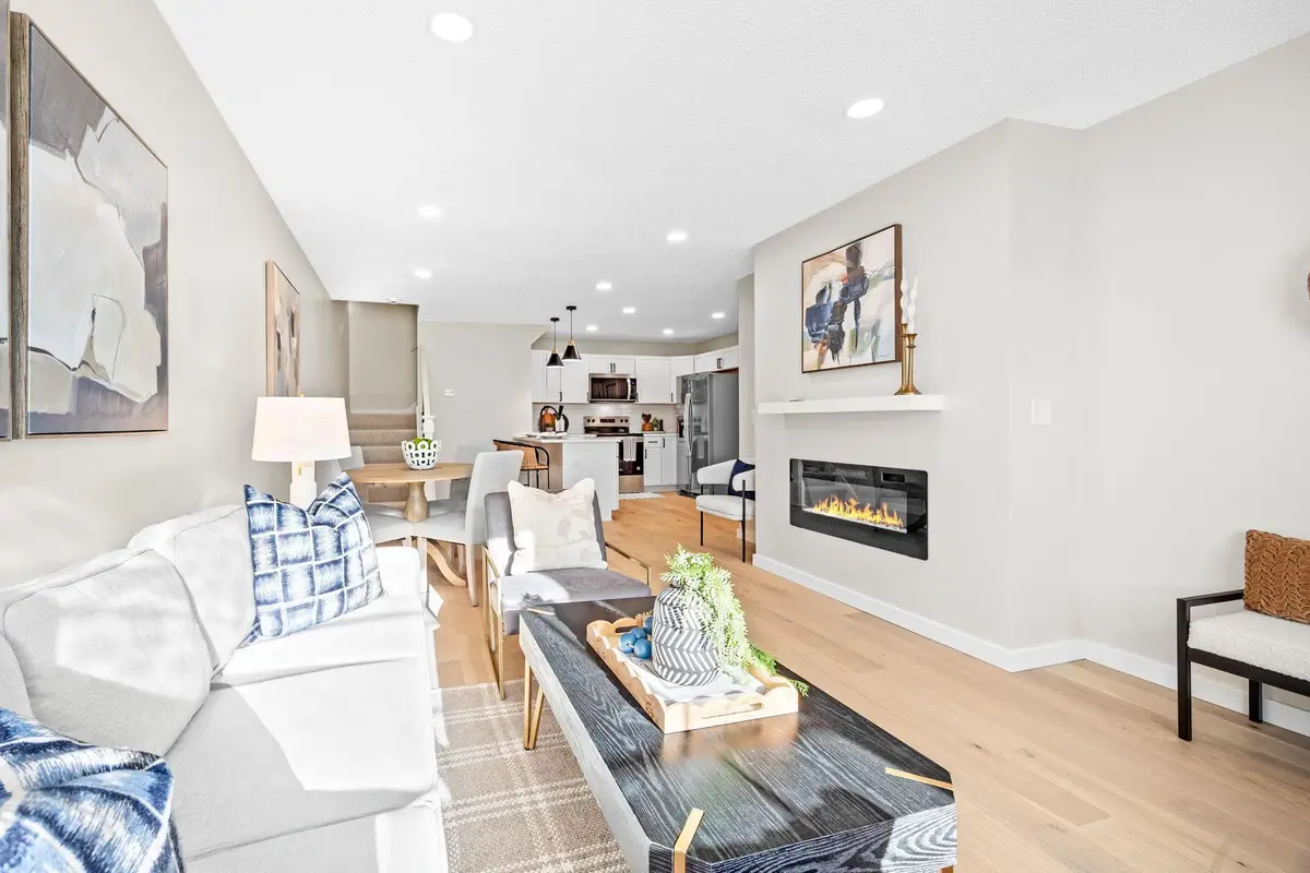 17343 Gettysburg Way, Lakeville, MN 55044 - Image #1