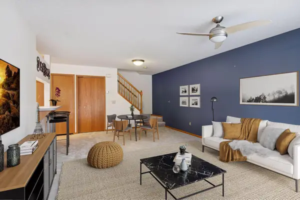 717 Mariner Way, Woodbury, MN 55129