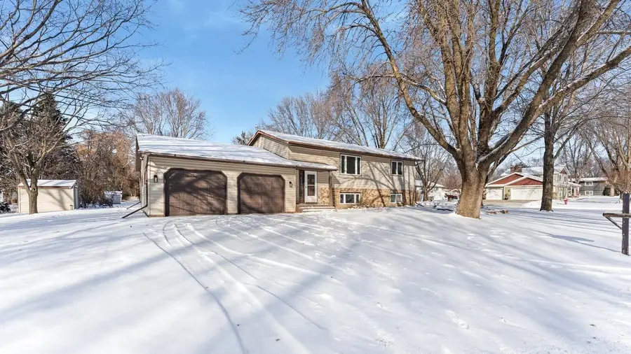 829 Pleasantview Drive Se, Willmar, MN 56201 - Image #3