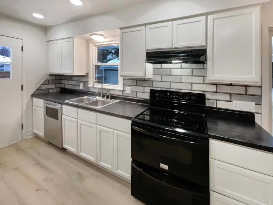 1015 South Street, Anoka, MN 55303 - Image #2