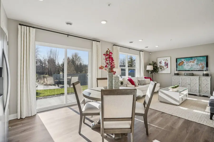 17563 Driscoll Place, Lakeville, MN 55044 - Image #2