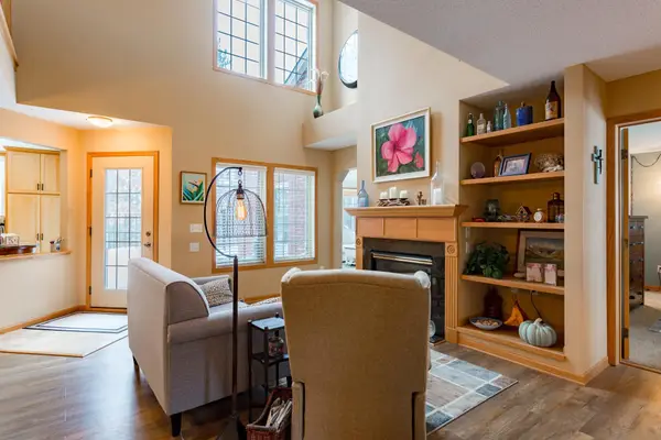 1520 Hunter Hill Road, Hudson, WI 54016