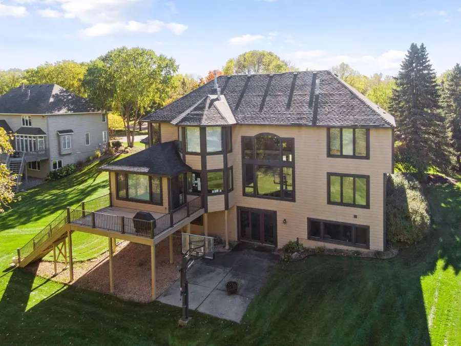 27740 Brynmawr Place, Shorewood, MN 55331 - Image #3