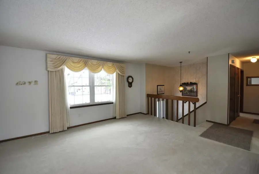 805 36th Street Sw, Rochester, MN 55902 - Image #2