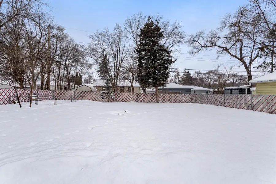 4819 Hampshire Avenue N, Crystal, MN 55428 - Image #3