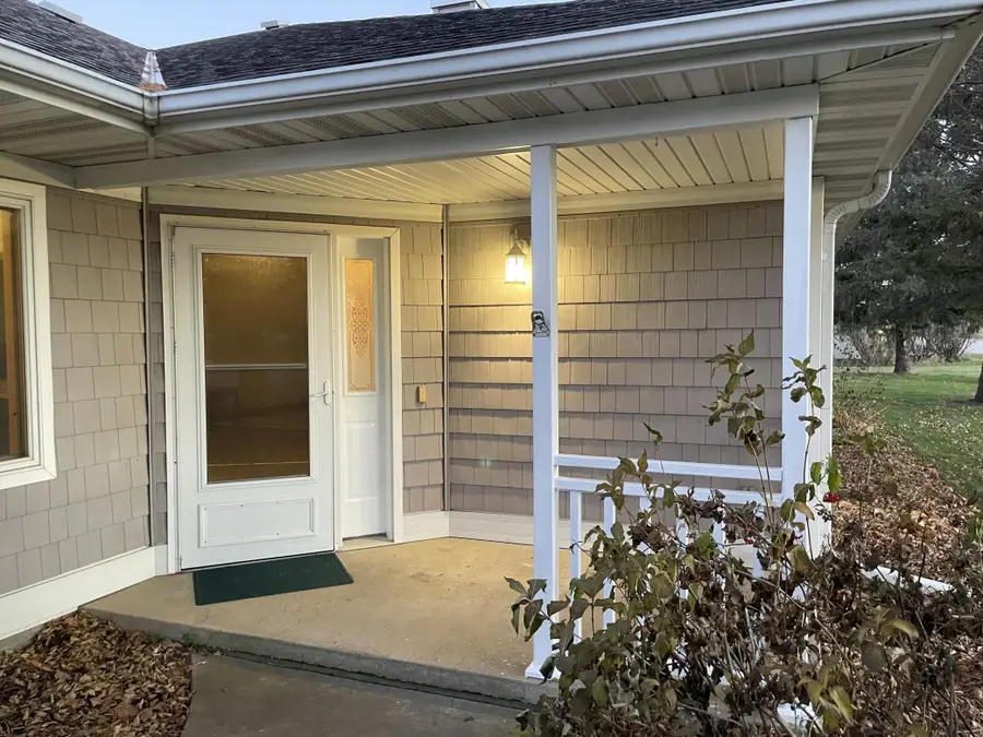 100 Idle Hour Court, Wabasha, MN 55981 - Image #2