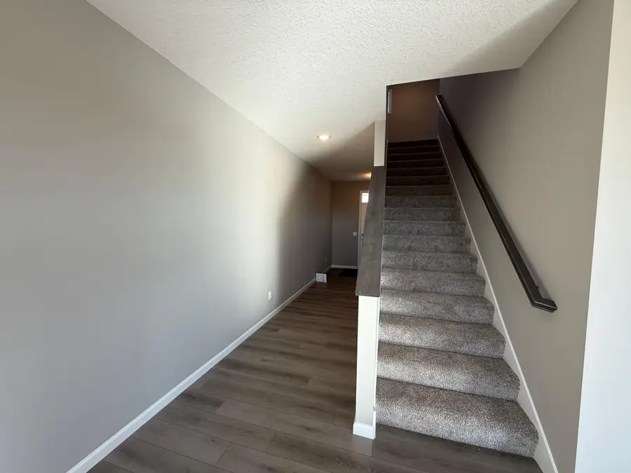 2803 Iverson Avenue Ne, Saint Michael, MN 55376 - Image #3