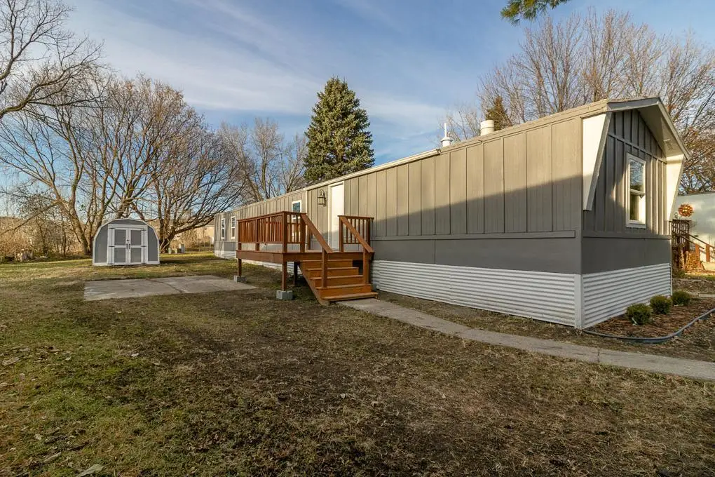 706 Southhaven Drive, Mankato, MN 56001 - Image #1