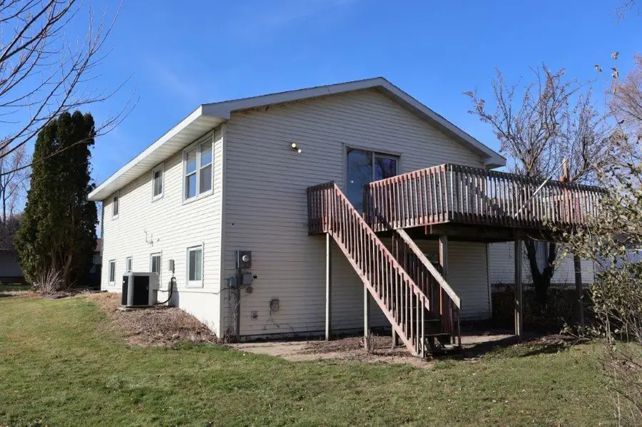 110 Lakeview Court, Tomah, WI 54660 - #3
