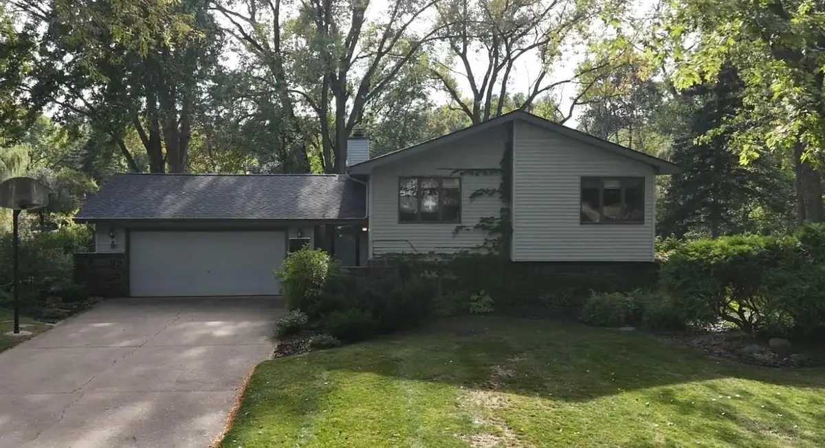 440 S River Hills Road, River Falls, WI 54022 - Image #1