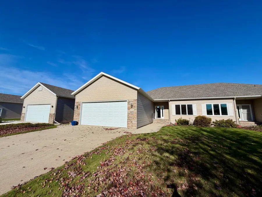 626 43rd Avenue S, Moorhead, MN 56560 - Image #2