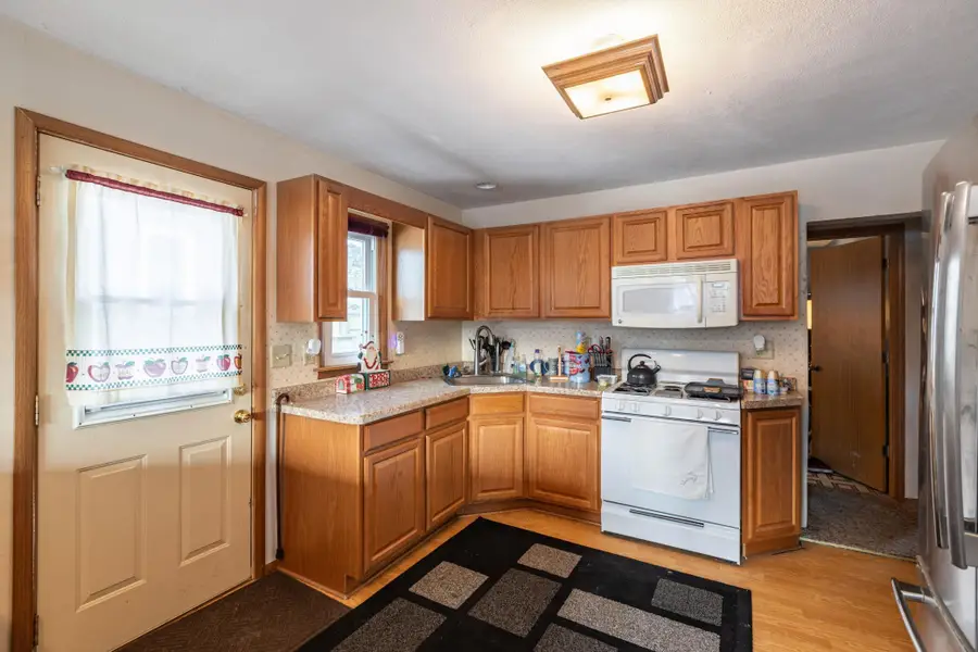 510 N 1st Street, La Crescent, MN 55947 - #3