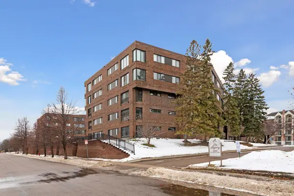 2265 Youngman Avenue #403E, Saint Paul, MN 55116