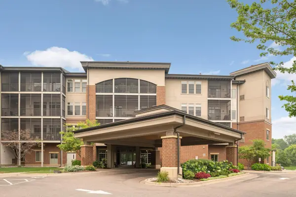 7100 Metro Boulevard #416, Edina, MN 55439