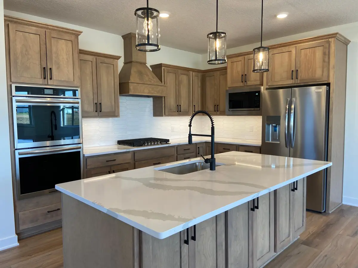 16651 S Manor Road, Eden Prairie, MN 55344 - Image #1