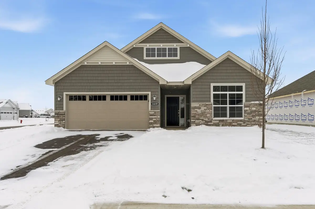 1419 Victory Lane Ne, Isanti, MN 55040 - Image #1