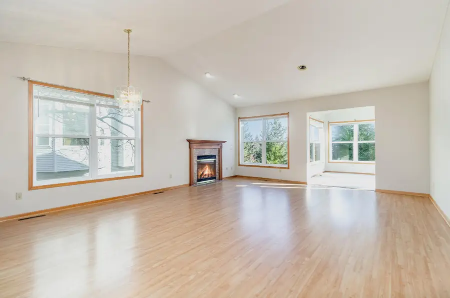 9062 Archer Lane N, Maple Grove, MN 55311 - Image #2