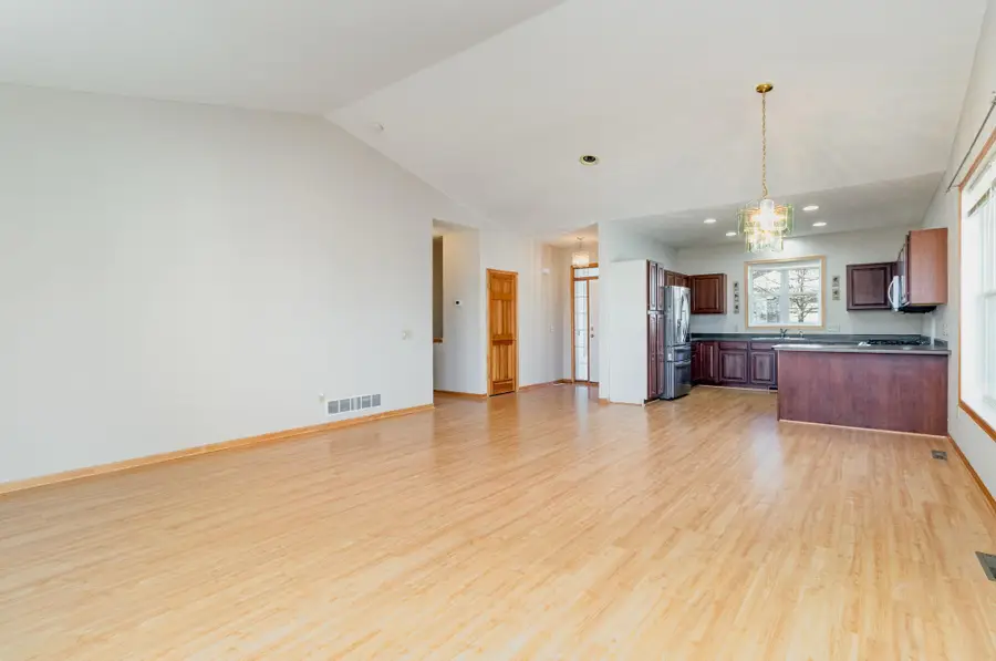 9062 Archer Lane N, Maple Grove, MN 55311 - Image #3