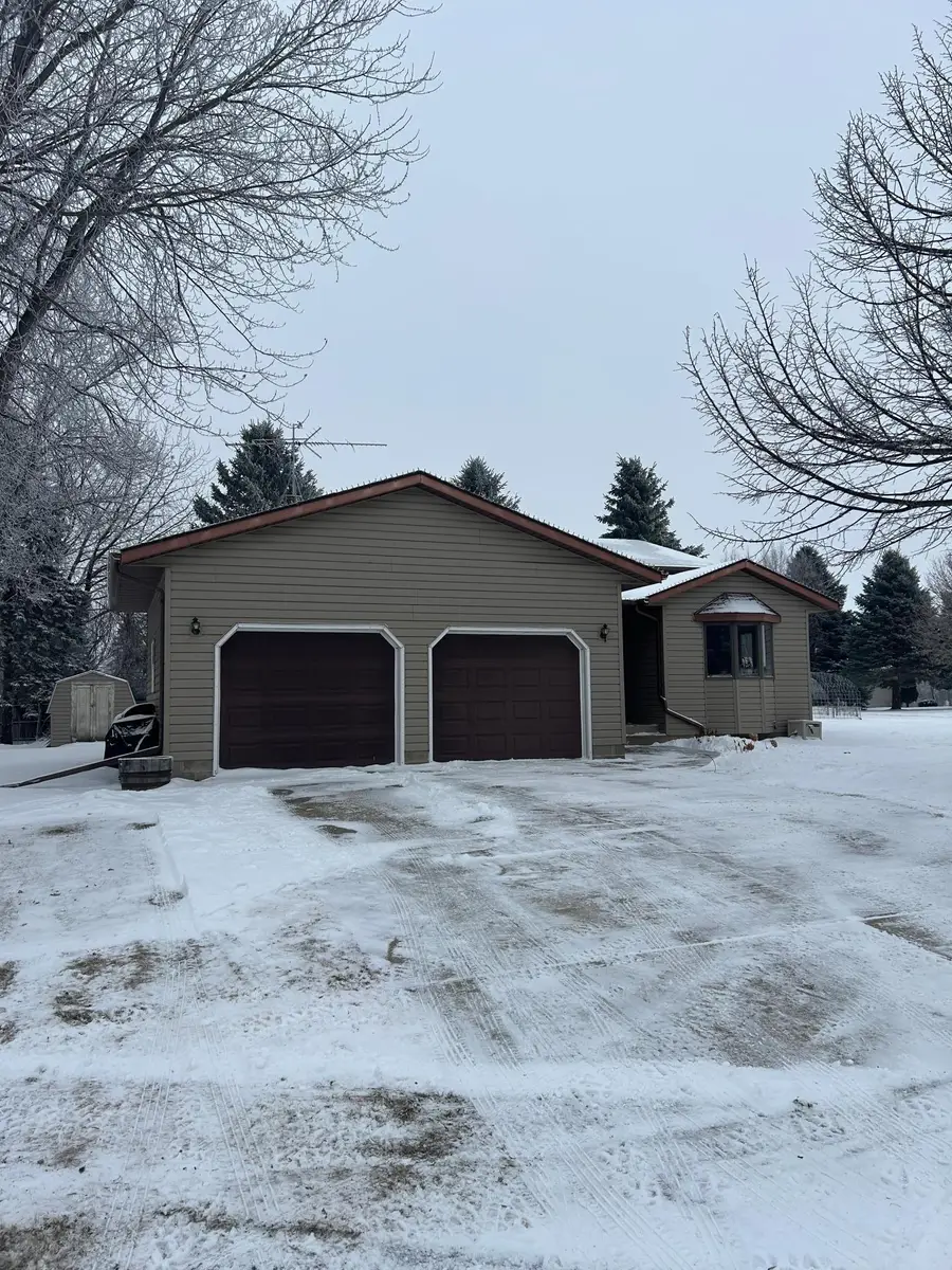 604 Kaye Street, Tyler, MN 56178 - Image #2