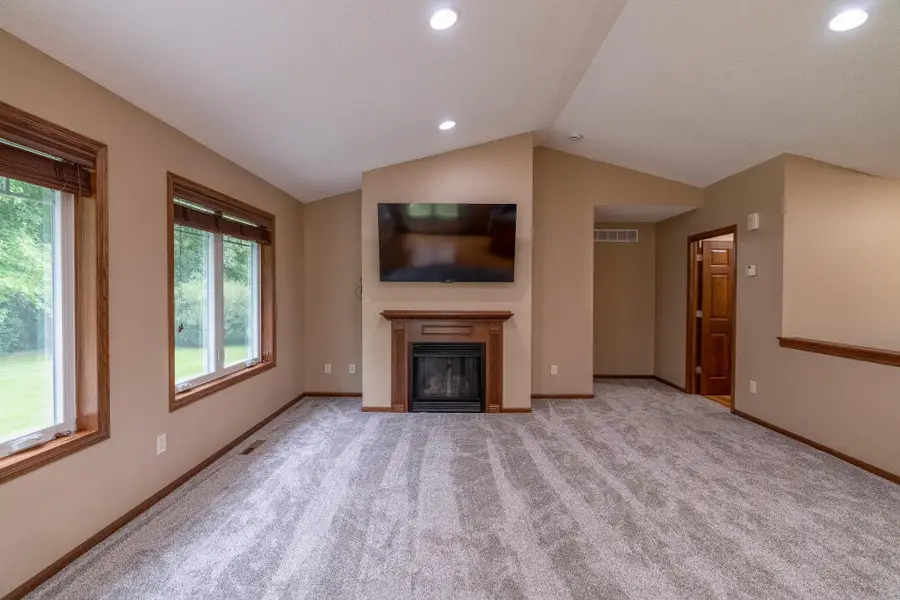 225 Pinehurst Drive, Mankato, MN 56001 - Image #3