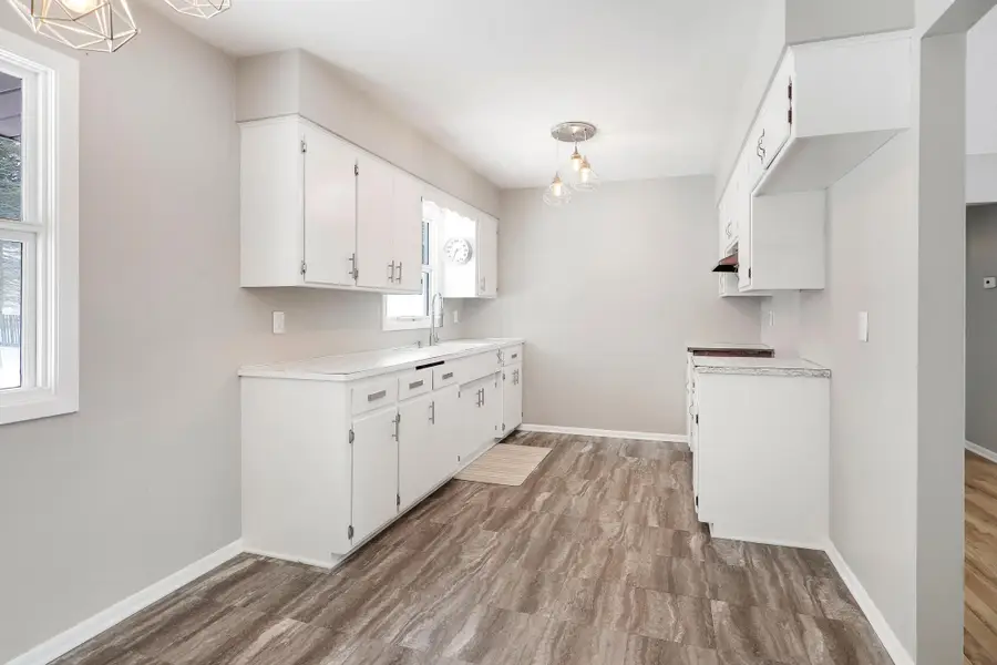 406 Terrace Drive, Roseville, MN 55113 - Image #3