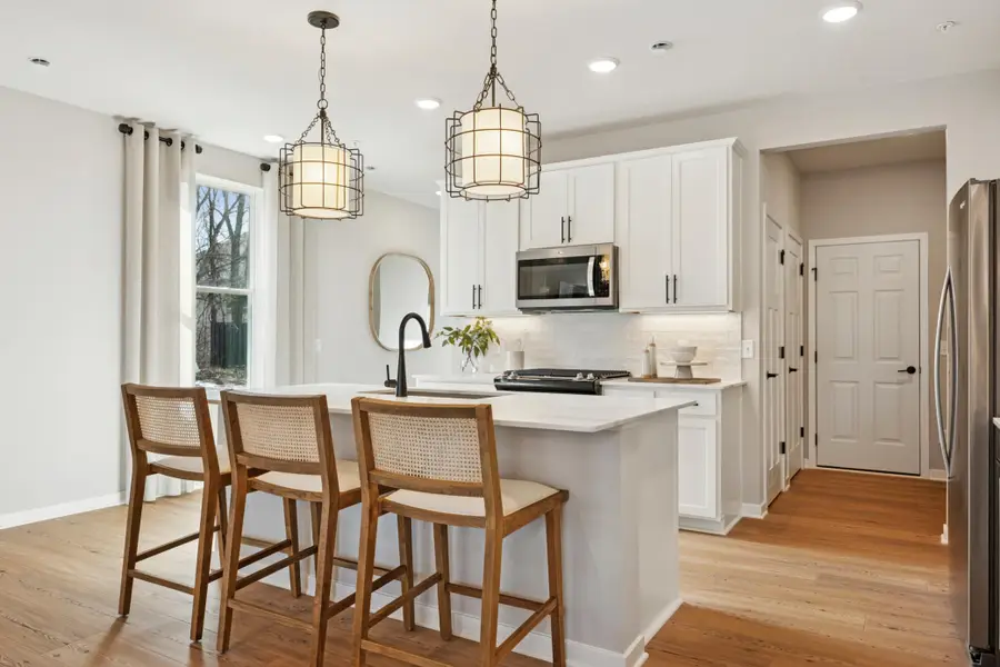 17967 Genoa Drive, Lakeville, MN 55044 - Image #3