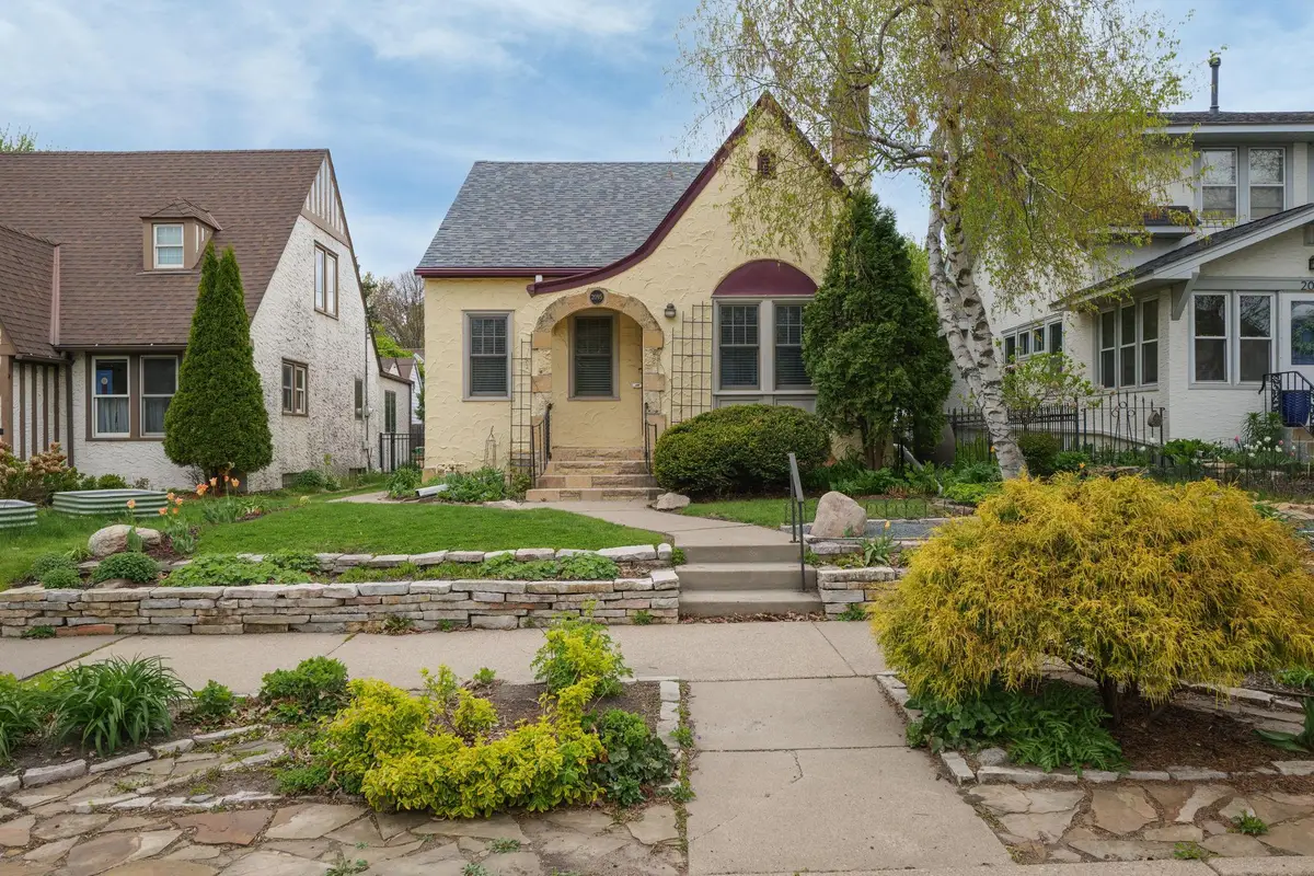 2095 James Avenue, Saint Paul, MN 55105 - #1