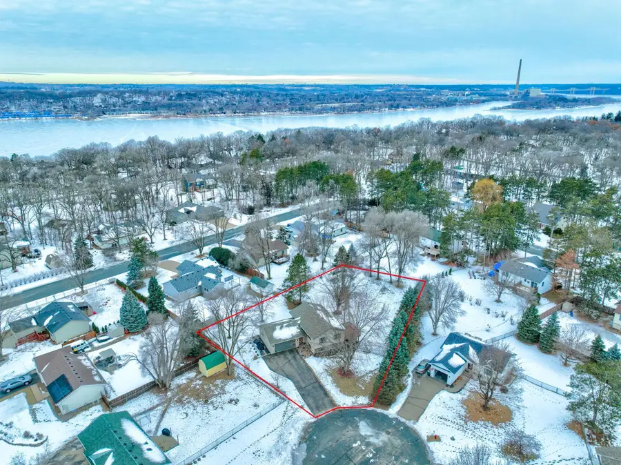 811 Fox Tree Lane N, Hudson, WI 54016 - #2