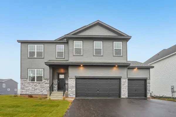 17234 Dimension Avenue, Lakeville, MN 55044