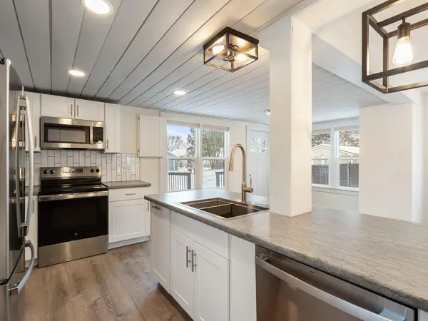 624 8th Avenue Ne, Brainerd, MN 56401