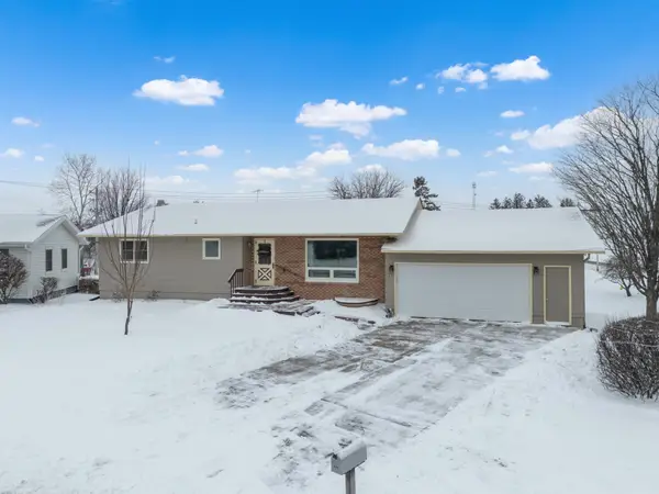845 3rd Avenue Nw, Plainview, MN 55964