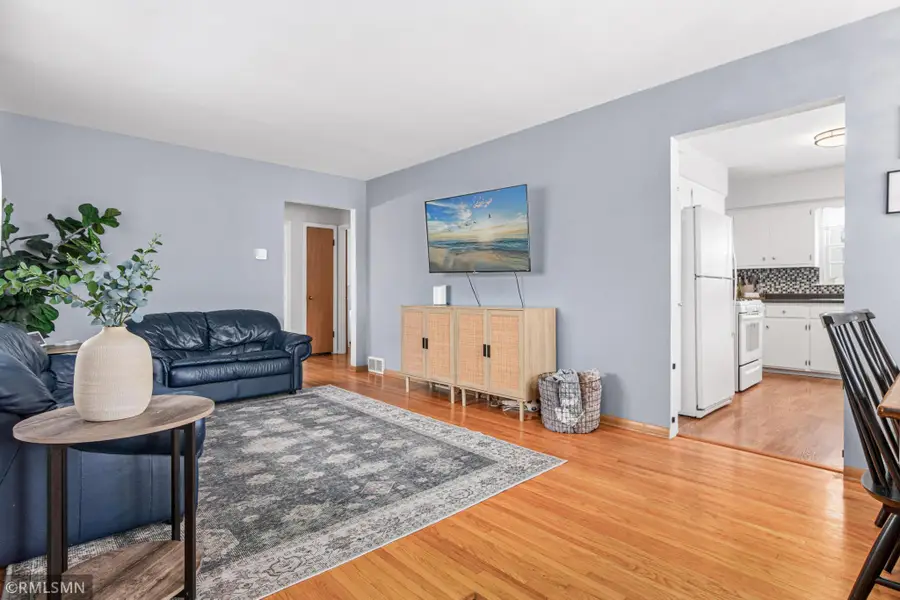 4212 6th Street Ne, Columbia Heights, MN 55421 - Image #2