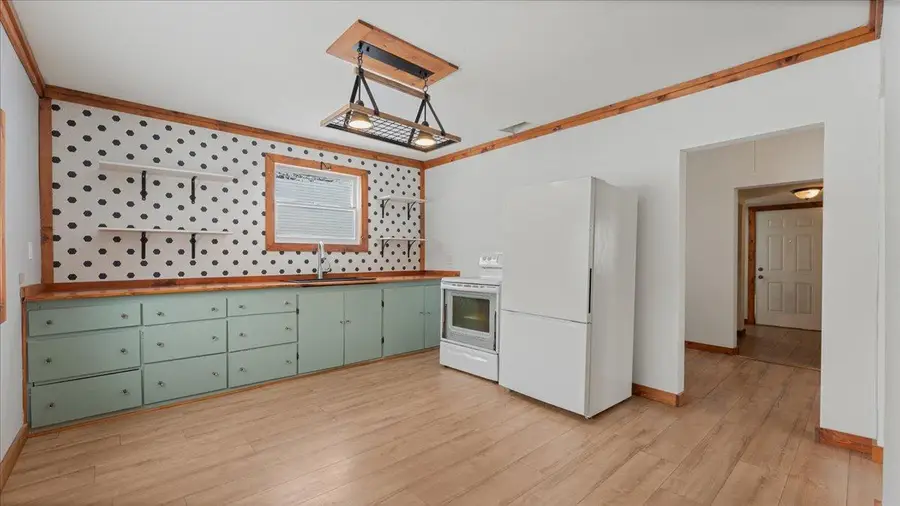 604 Atlantic Avenue N, Herman, MN 56248 - Image #3