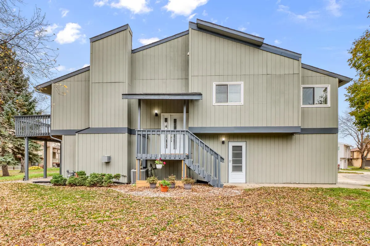 38 Fremont Drive S, Fargo, ND 58103 - #1