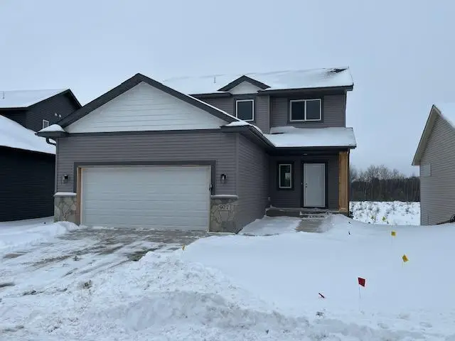 977 45th Avenue Ne, Saint Cloud, MN 56304 - Image #1