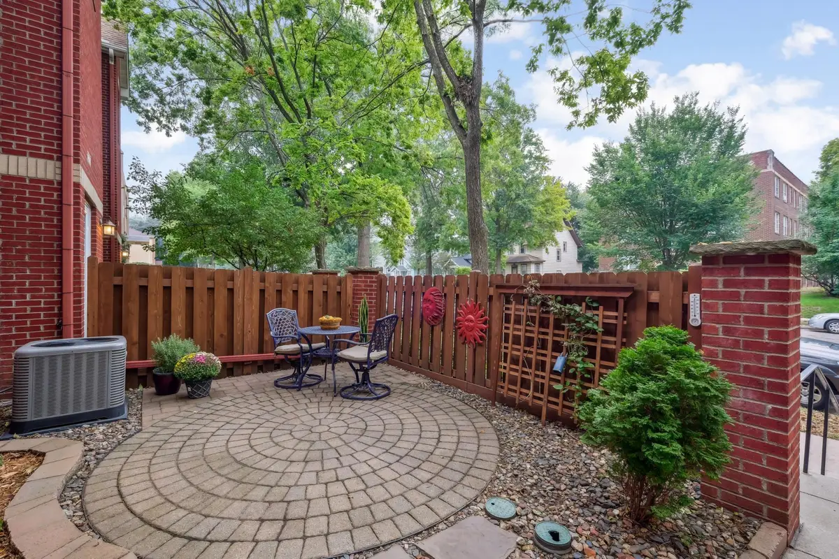 2009 Grand Avenue, Saint Paul, MN 55105 - Image #1