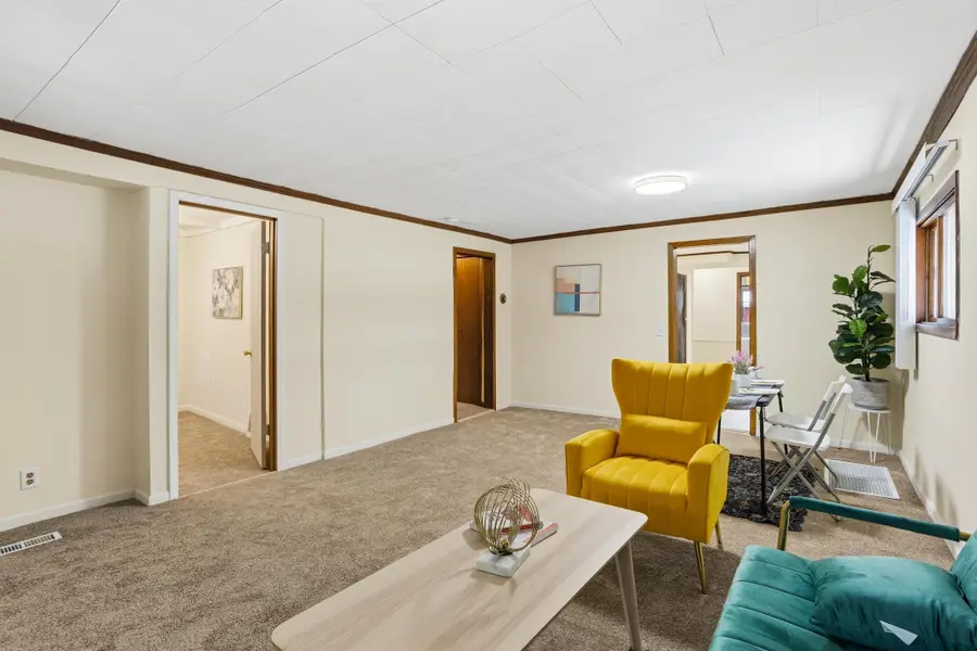 1592 Greenbrier Street, Saint Paul, MN 55106 - Image #2