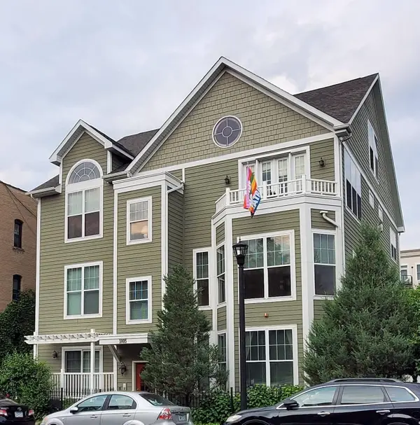 1805 3rd Avenue S #202, Minneapolis, MN 55404