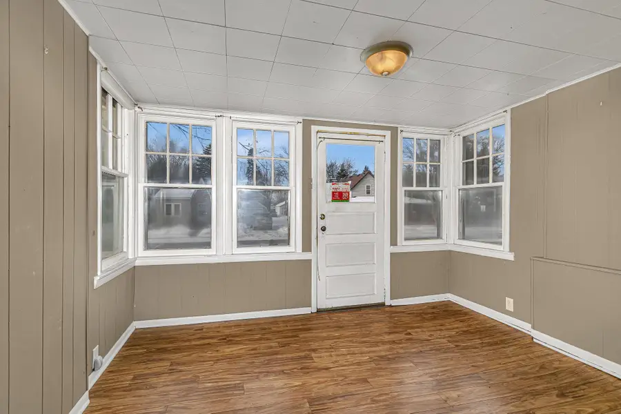 325 Central Avenue N, Milaca, MN 56353 - Image #2